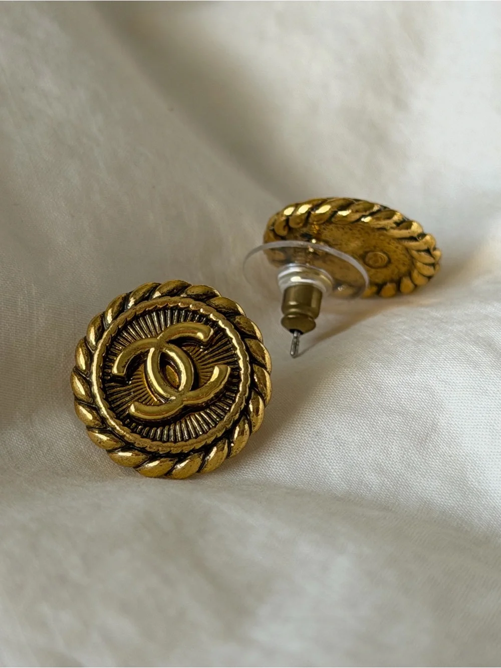 CHANEL Gold Rope-Edge CC Button Earrings